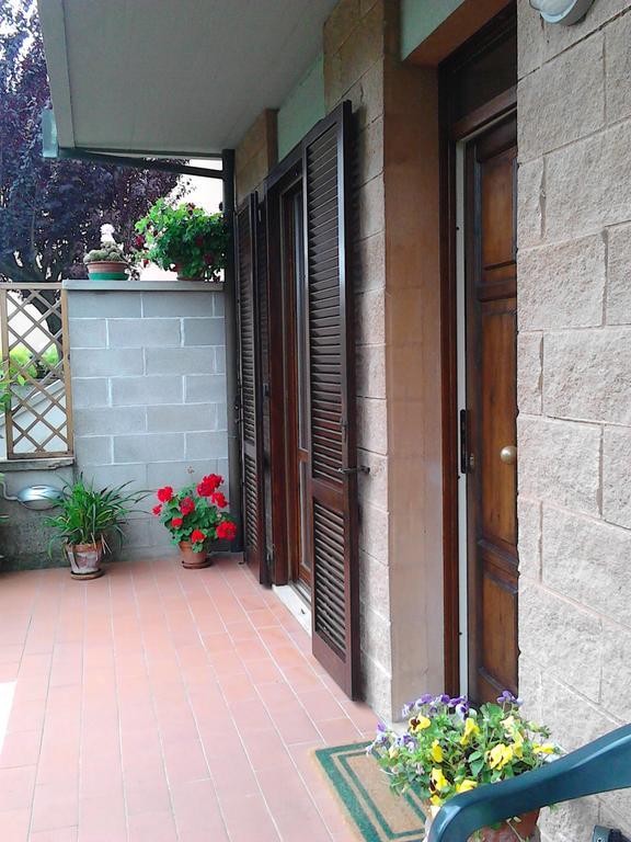 Bed And Breakfast Catherina Ponsacco Extérieur photo