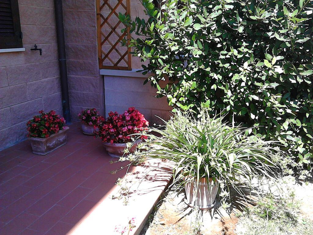Bed And Breakfast Catherina Ponsacco Extérieur photo