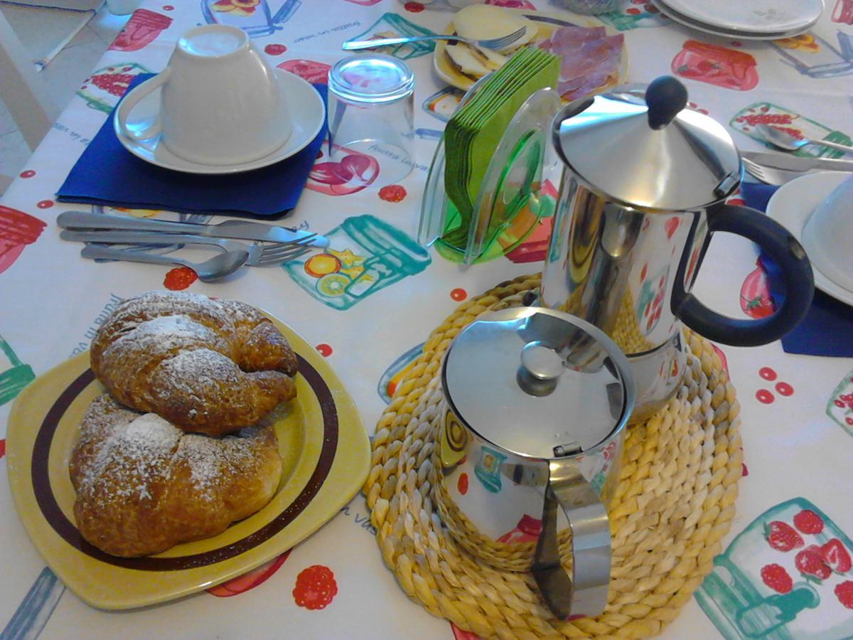 Bed And Breakfast Catherina Ponsacco Extérieur photo